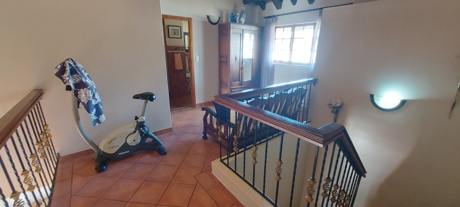 4 Bedroom Property for Sale in Albertinia Western Cape